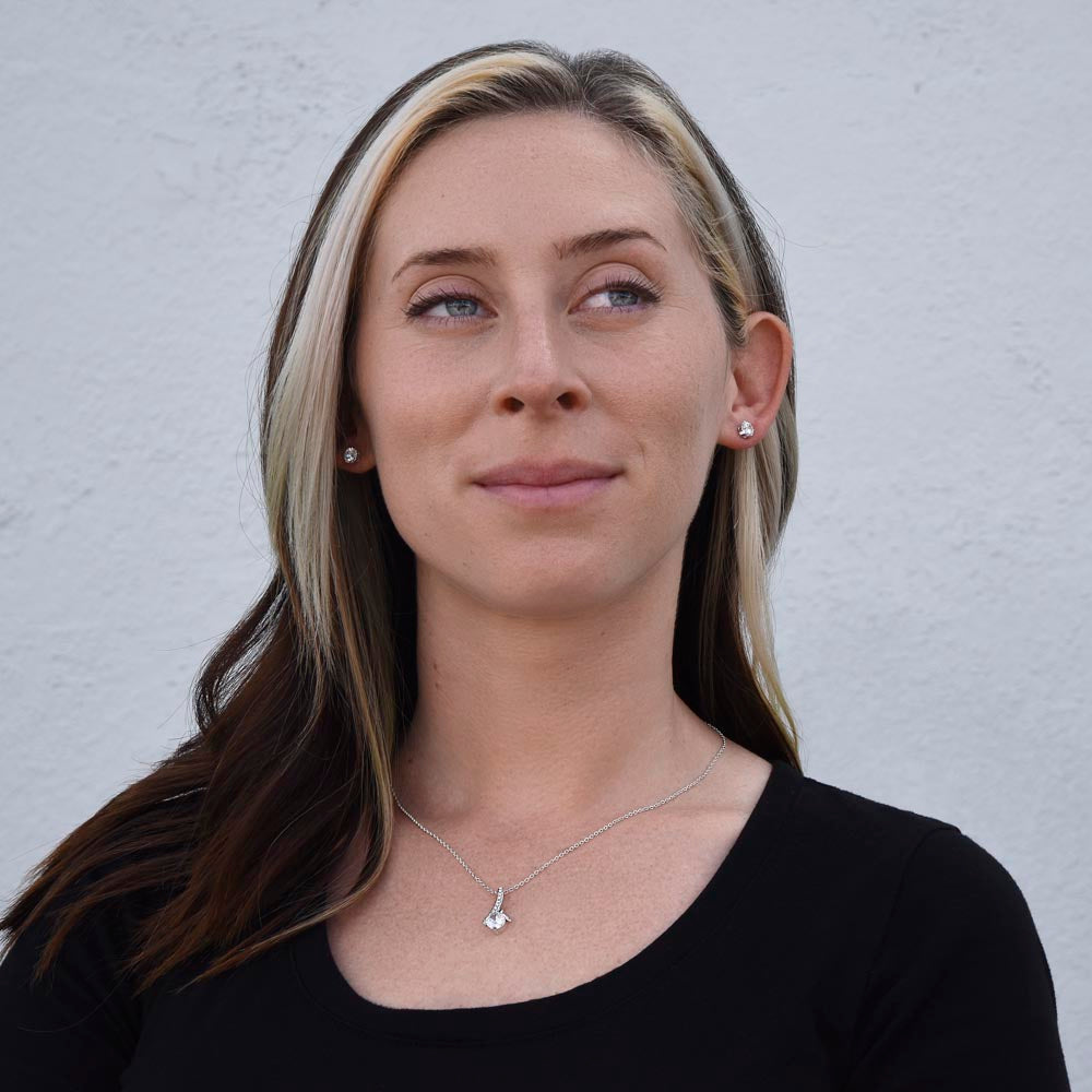 Alluring Beauty Necklace and Earring Set